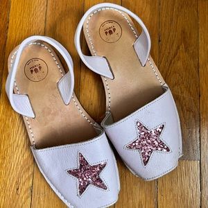 Avarca Pop pink star sandals - size 2
